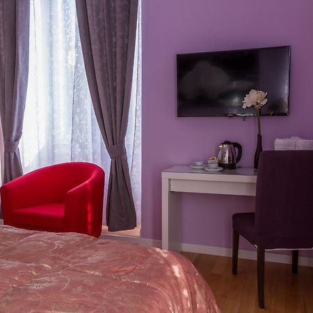 Bevilacqua Bed Roma Santa Croce Hotel Exterior foto